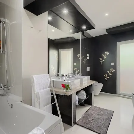 וילה Bella- White רובינייסקו סלו