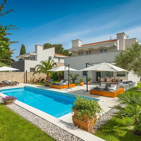 Bella- White Rovinjsko Selo