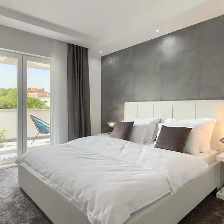 וילה Bella- White רובינייסקו סלו